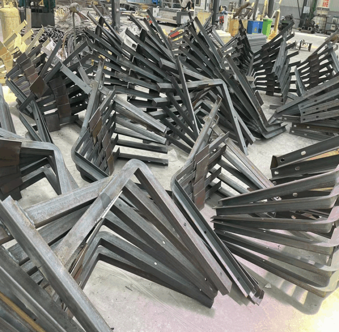 High speed railway pier body suspension fence, bridge protection fence bracket inspection ladder, strong corrosion resistance, strong adhesion, multi-element alloy co infiltration - 图片 5